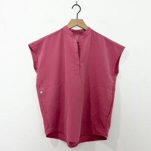 Figs Rafaela Scrub Top Women’s XXS Pink Technical Collection Peace Out Edition